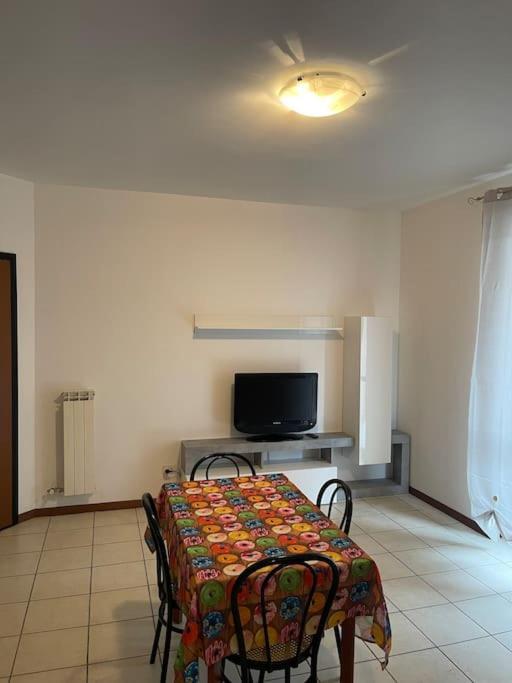 Residenza Il Ciliegio Lägenhet Buscate Exteriör bild